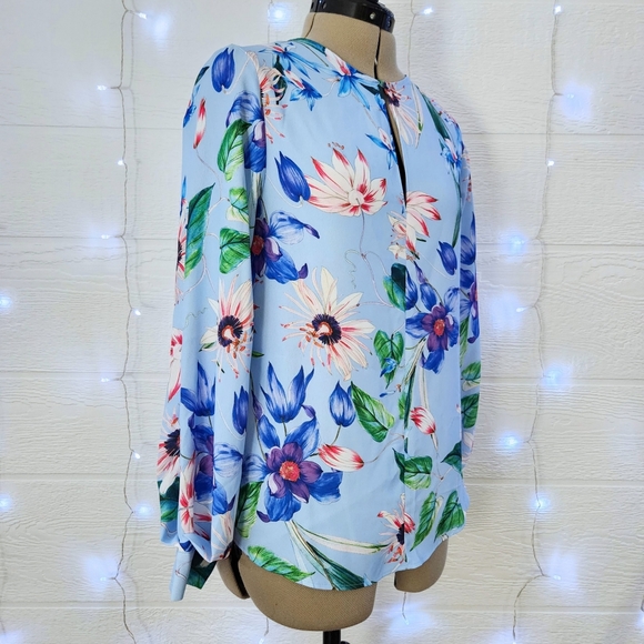 H&M Floral Blouse - Size 4 - Picture 2 of 7